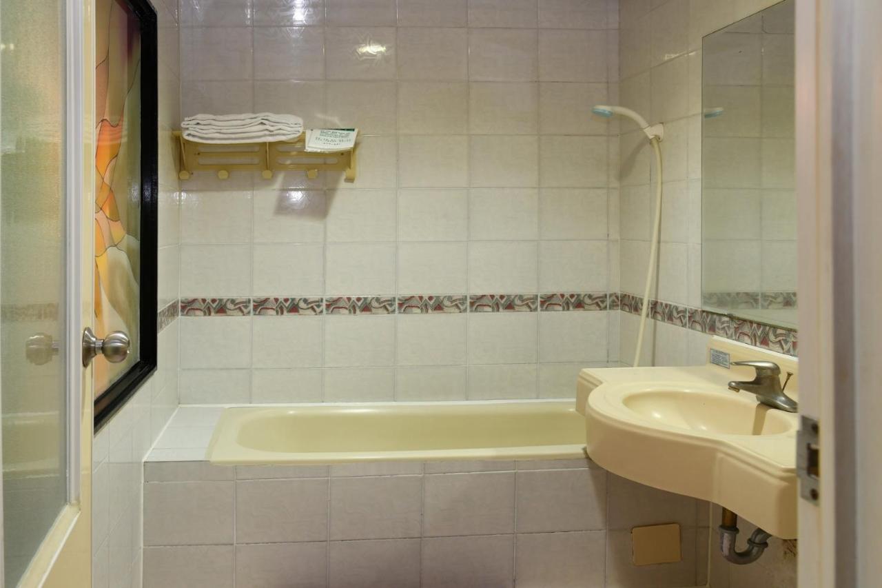Love Boat Motel Chaozhou Buitenkant foto